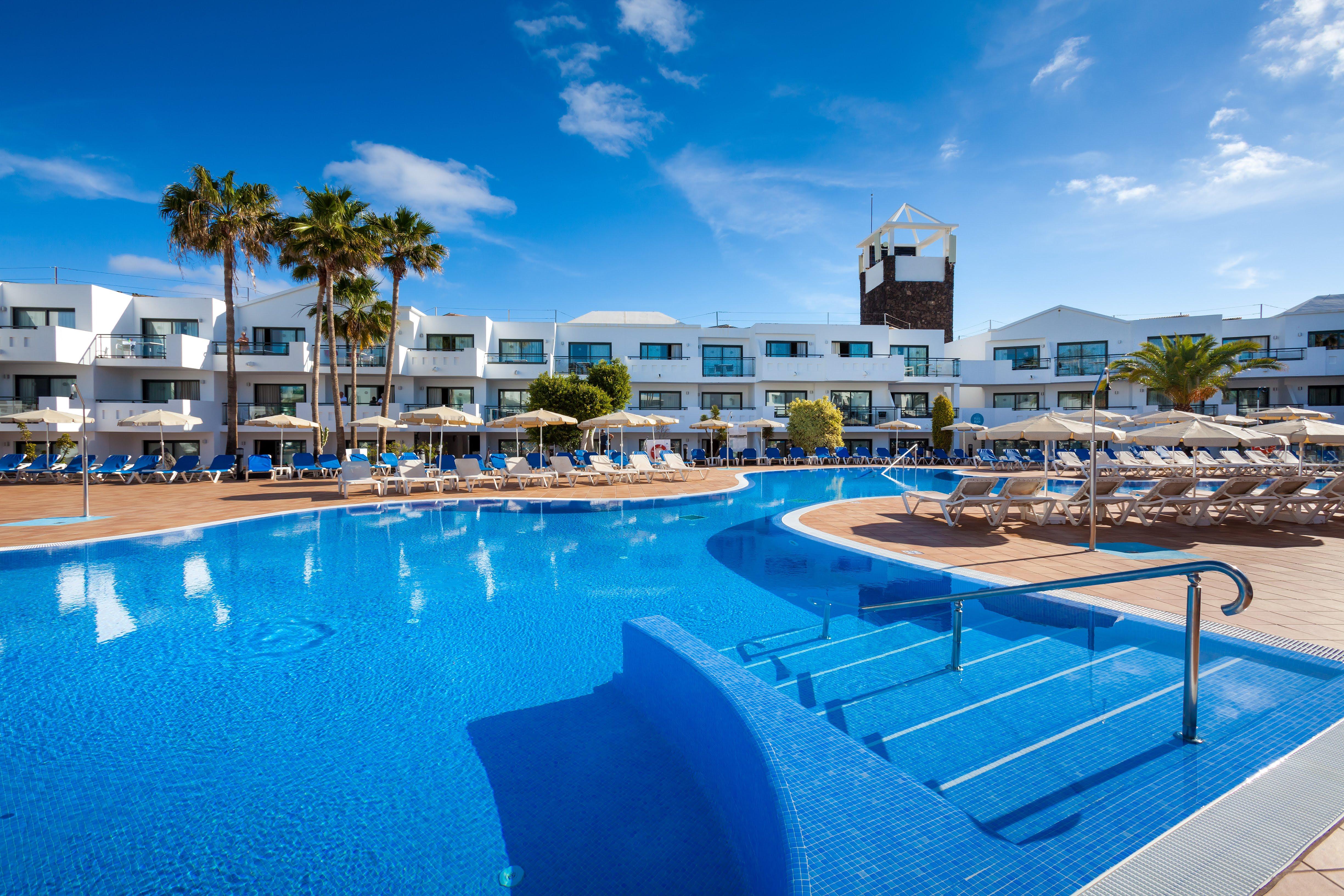 Thb Lanzarote Beach Hotel Costa Teguise Exterior photo