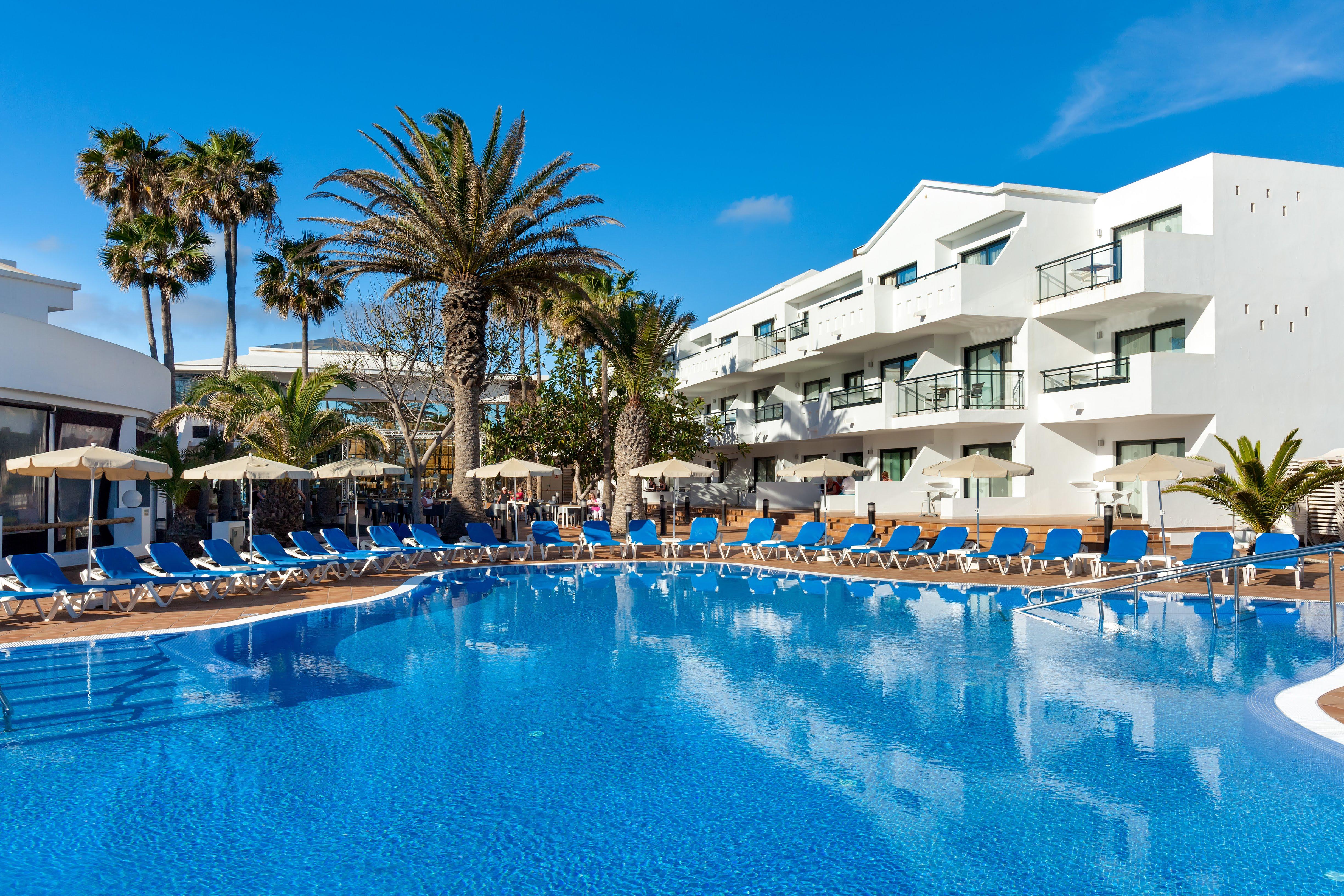 Thb Lanzarote Beach Hotel Costa Teguise Exterior photo