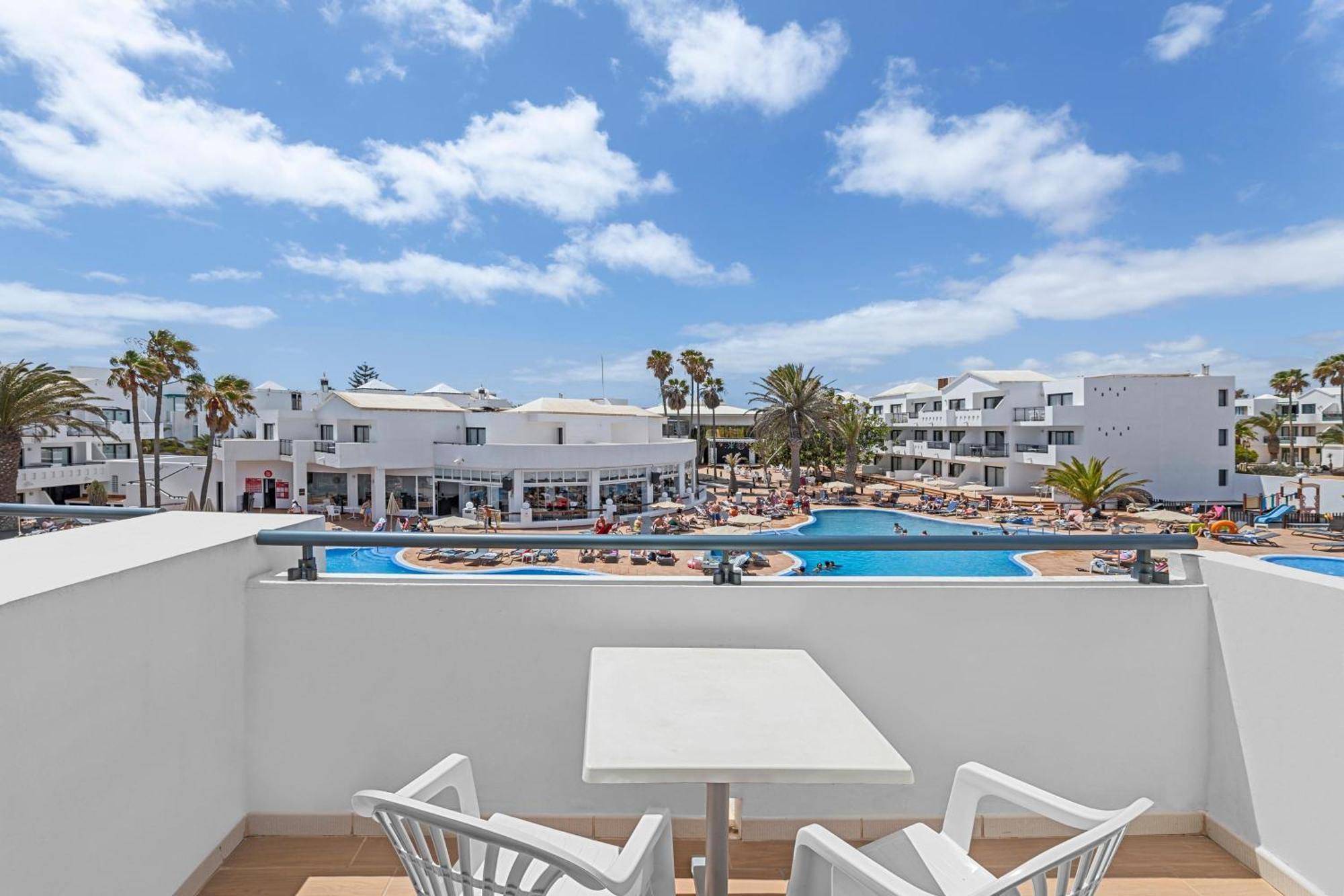 Thb Lanzarote Beach Hotel Costa Teguise Exterior photo