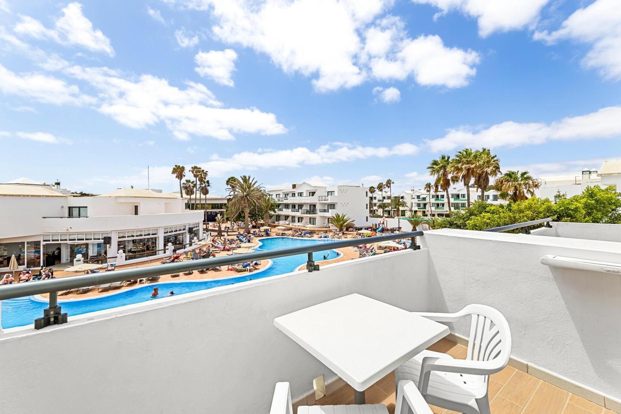 Thb Lanzarote Beach Hotel Costa Teguise Exterior photo