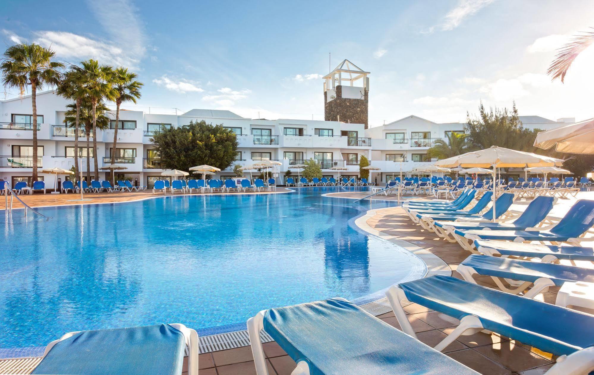 Thb Lanzarote Beach Hotel Costa Teguise Exterior photo